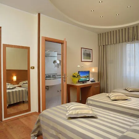 Astor Hotel