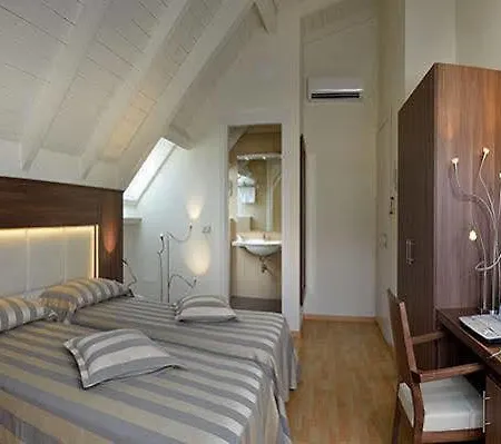 Astor 3*